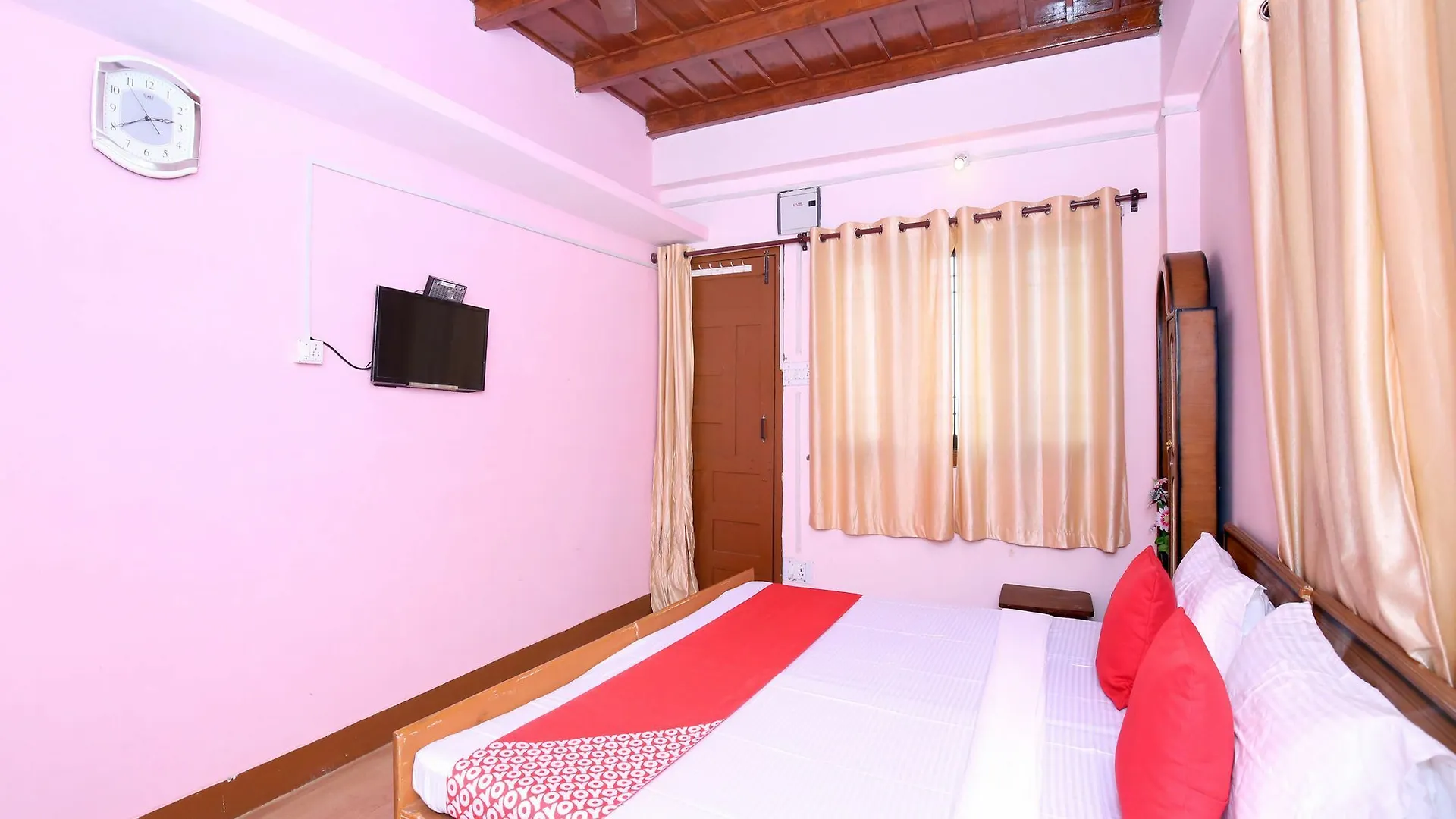 Apartment Oyo 12795 Home Down Hill Stay Shoghi Shimla