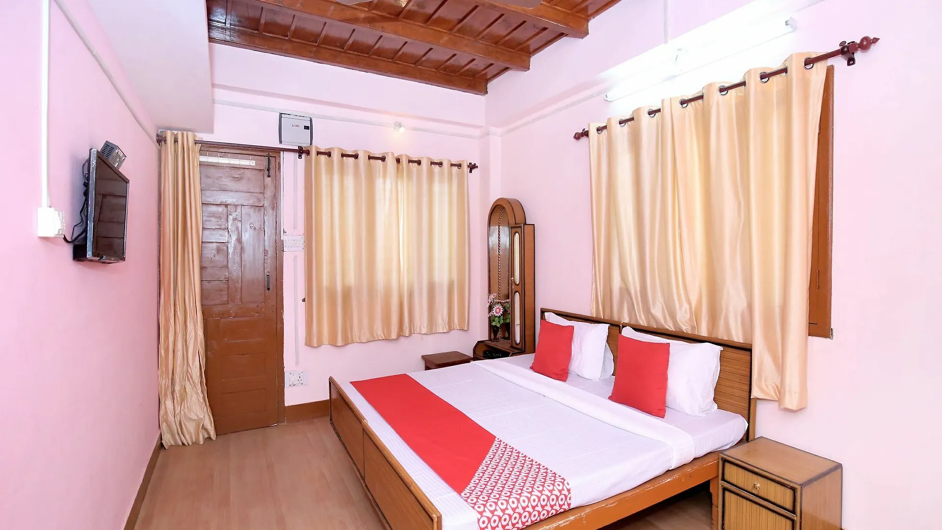 Oyo 12795 Home Down Hill Stay Shoghi location