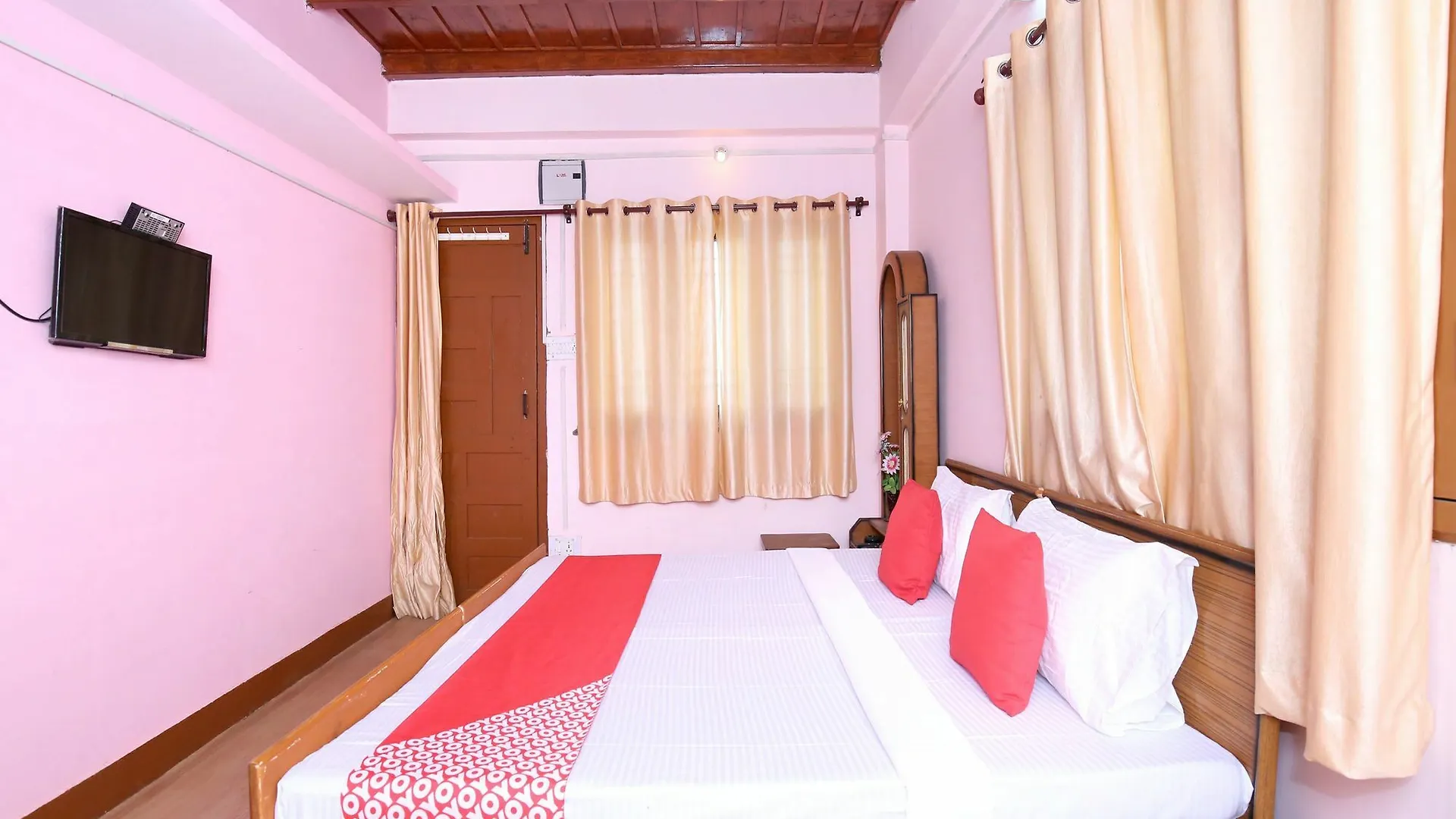 Oyo 12795 Home Down Hill Stay Shoghi Shimla