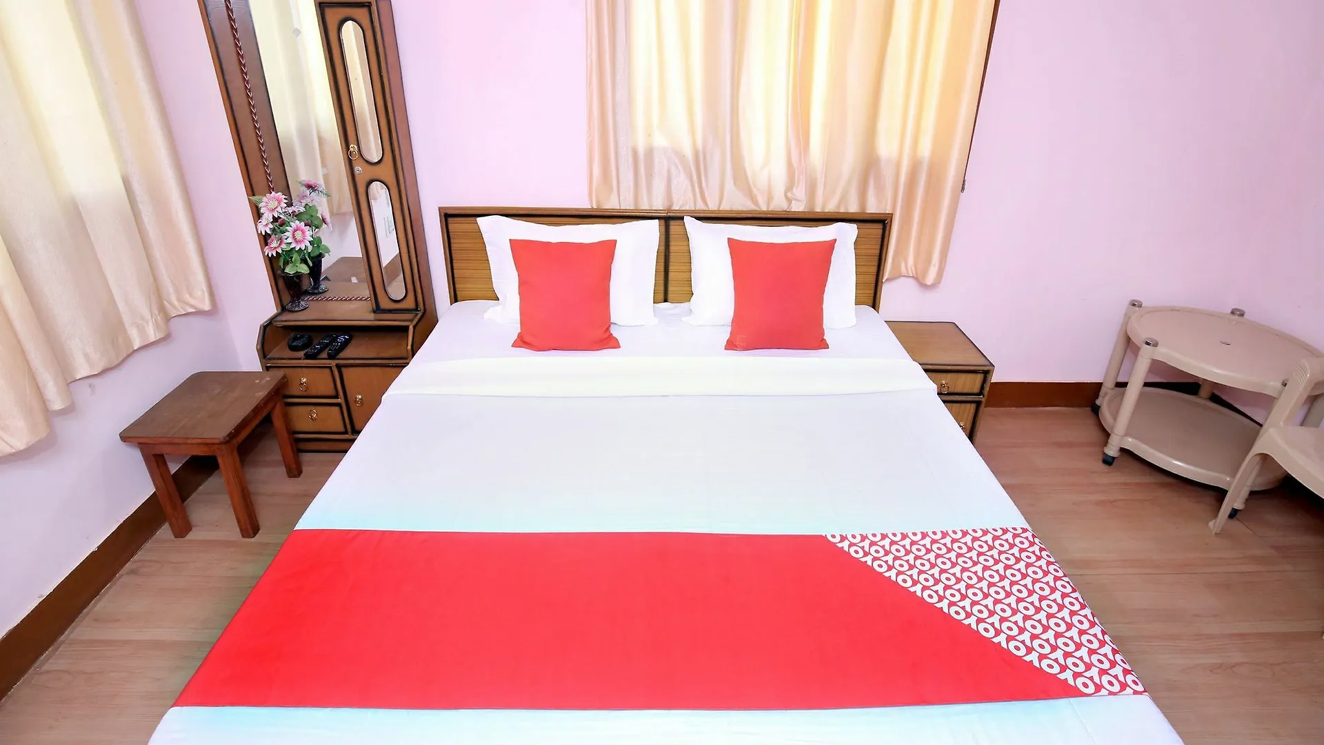 Apartment Oyo 12795 Home Down Hill Stay Shoghi Shimla